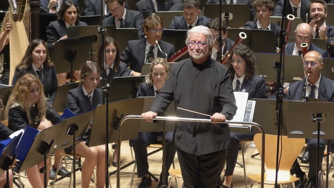 Director y banda en el Certamen Internacional de Bandas Ciudad de Valencia 2023
