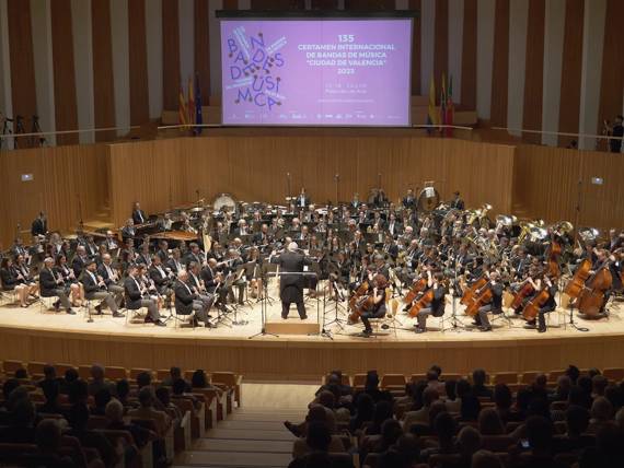 Agrupación en un certamen